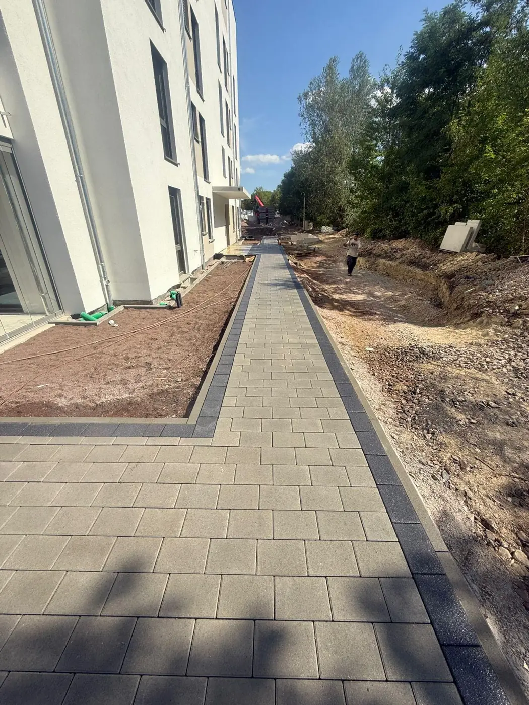 Zweifarbige Pflasterfläche – Frankfurt